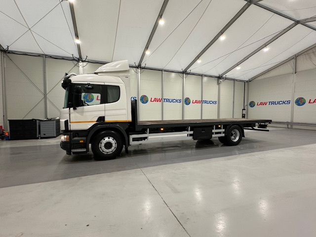 Scania P94 230 4×2 Sleeper Cab Flatbed