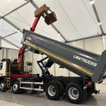Volvo FM 370 8×4 Steel Tipper Grab - thumbnail