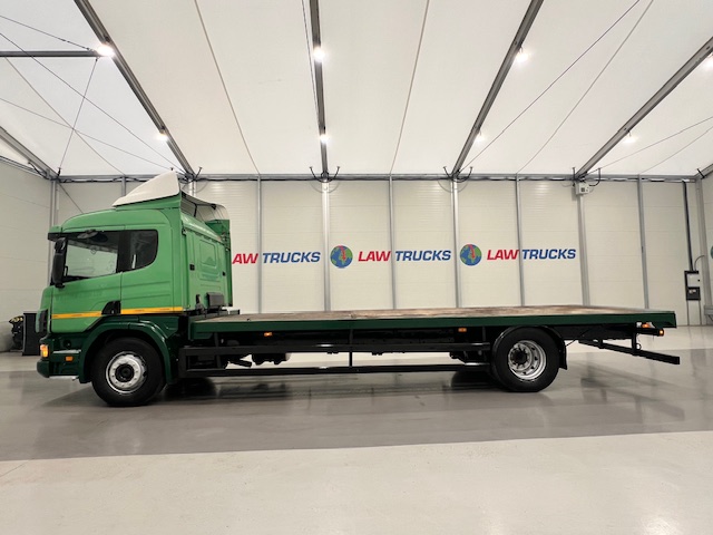Scania P94 220 4×2 Sleeper Cab Flatbed