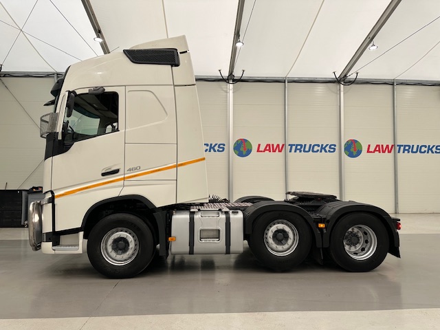 Volvo FH 460 Euro 5 6×2 Tractor Unit Safari Edition