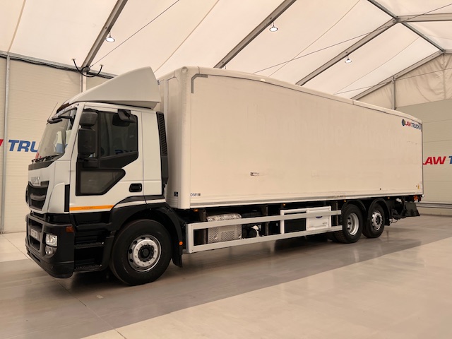 Iveco Stralis 310 AT 6×2 Box Van