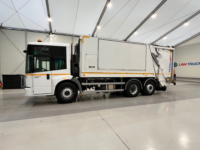 Mercedes Econic 2630 6×2 Refuse Bin Lorry