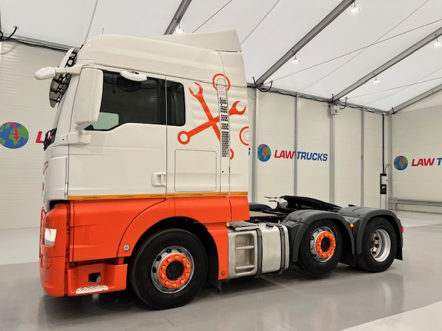 MAN TGX 26.470 6×2 Midlift Tractor Unit