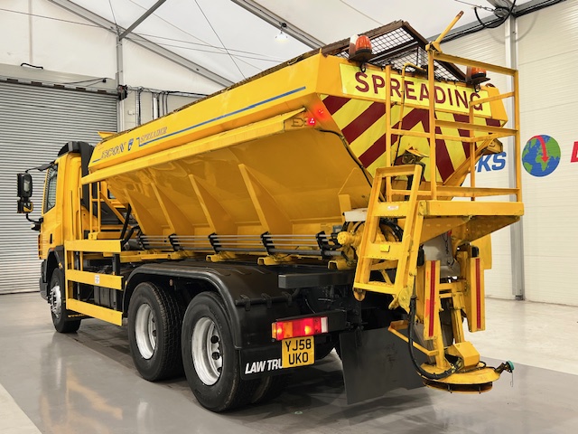 DAF CF75 310 6×4 Day Cab Gritter