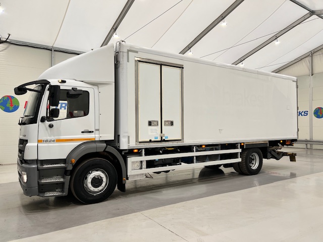 Mercedes Axor 1824 Day Cab Fridge Box Van