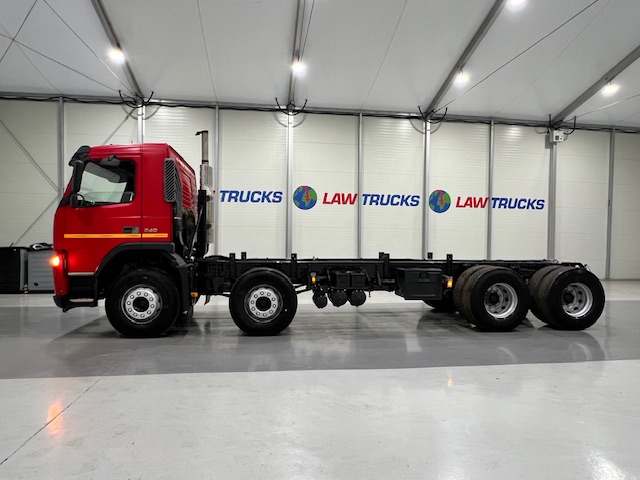 Volvo FM12 340 8×4 Day Cab Chassis Cab