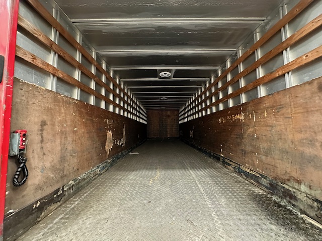 Mercedes Axor 2529 6×2 Rear Lift Day Cab Box Van