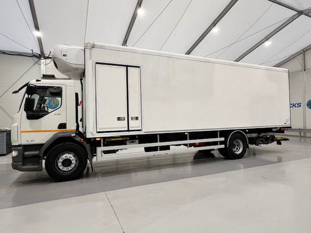 DAF LF 230 4×2 Day Cab Fridge Box