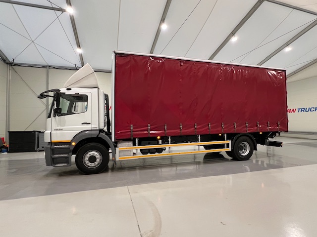 Mercedes Axor 1824 Day Cab Curtainsider
