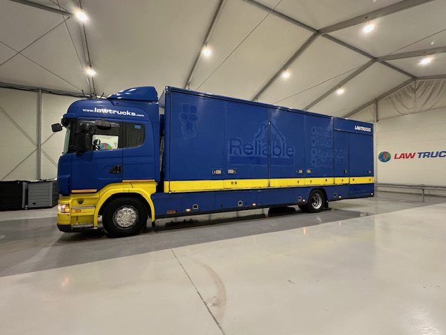 Scania R270 4×2 Sleeper Cab Box Van Manual