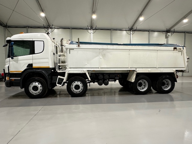 Scania P400 8×4 Sleeper Cab Tipper Manual