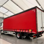 Mercedes Actros 1824 4×2 Sleeper Cab Curtainsider - thumbnail