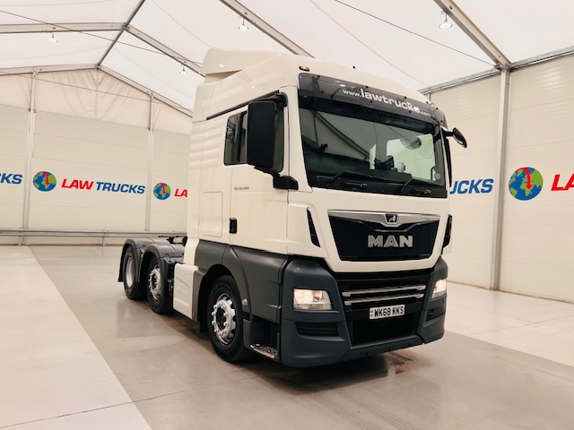 MAN TGX 26.460 6×2 Tractor Unit