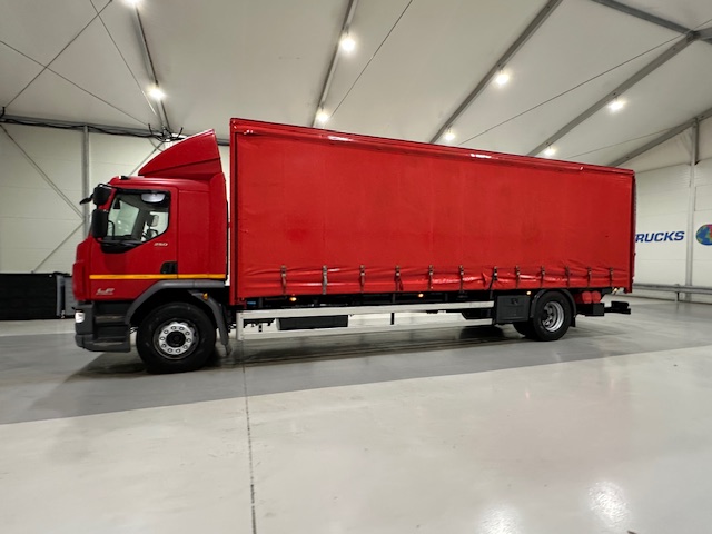 DAF LF 250 Sleeper Cab Curtainsider