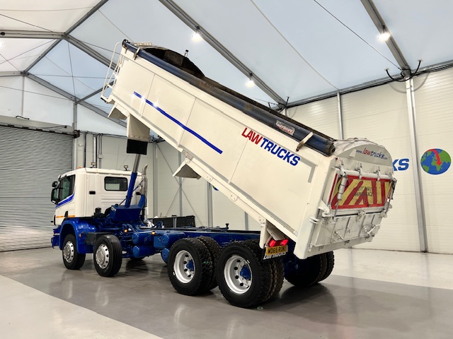 Scania P410 8×4 Rest Cab Tipper Manual
