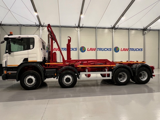 Scania P370 8×4 Rest Cab Hookloader Manual