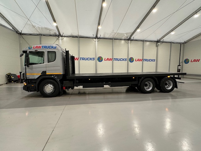 Scania P94 260 10 Tyre Sleeper Cab Flatbed
