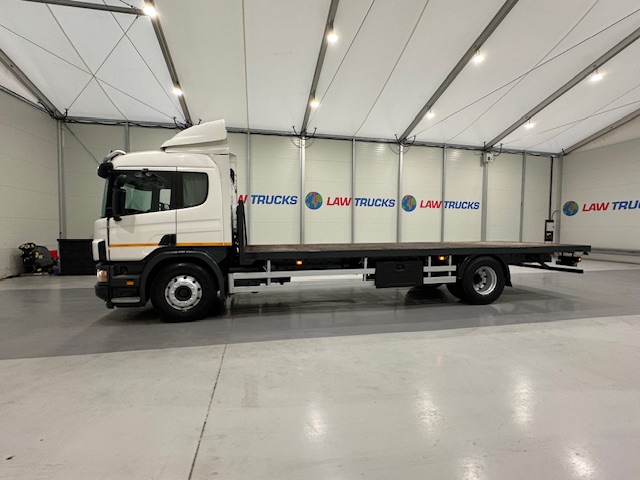 Scania P94 230 4×2 Sleeper Cab Flatbed