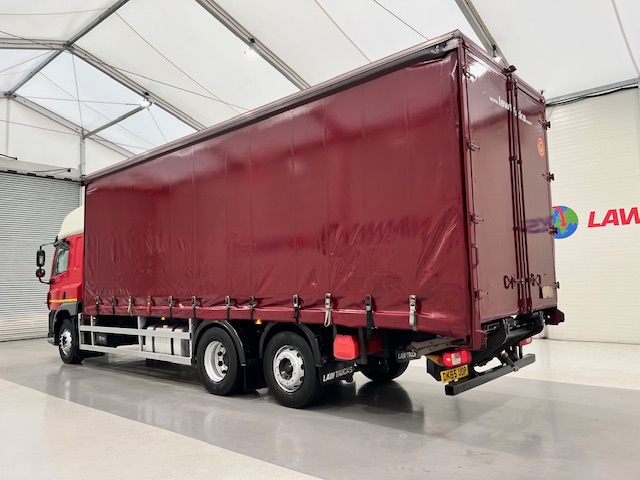 DAF CF 290 6×2 Rear Lift Sleeper Cab Curtainsider