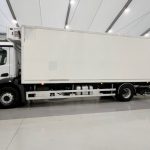Mercedes Antos 1827 Day Cab Fridge Box - thumbnail