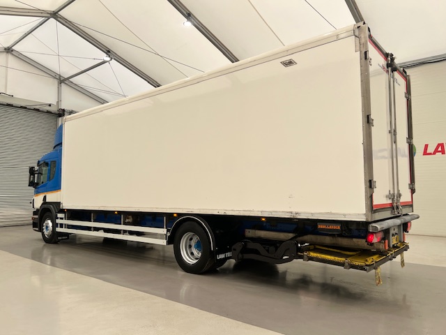 Scania P250 4×2 Sleeper Cab Fridge Box