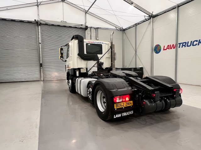 DAF CF85 360 6×2 Midlift Tractor Unit