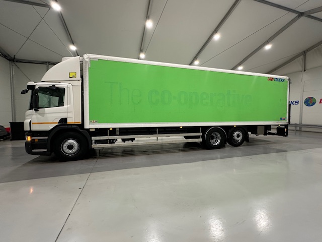 Scania P280 6×2 Rear Lift Day Cab Fridge Box