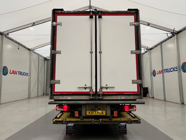 Scania P250 4×2 Sleeper Cab Fridge Box
