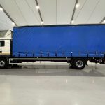 MAN TGM 18.250 4×2 Sleeper Cab Curtainsider - thumbnail