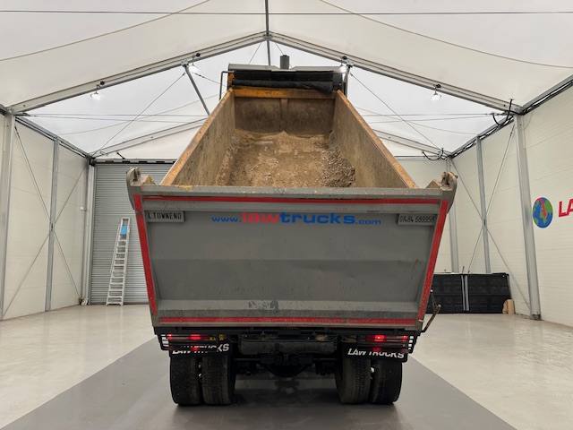 DAF CF 400 8×4 Day Cab Steel Tipper