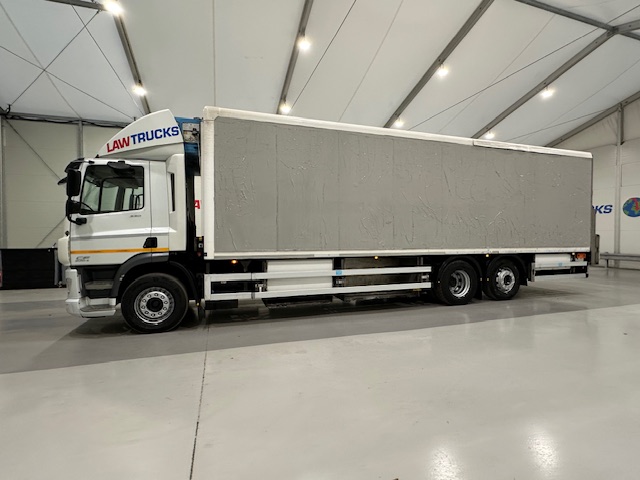 DAF CF 330 Rear Lift Day Cab Fridge Box