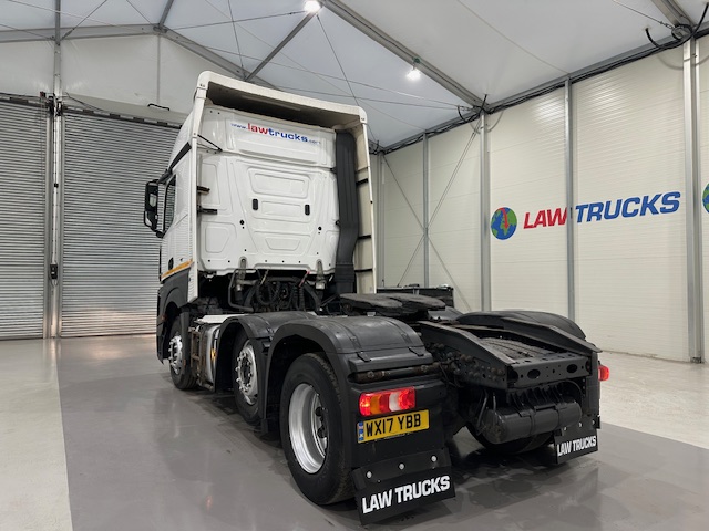 Mercedes Actros 2545 6×2 Midlift Tractor Unit
