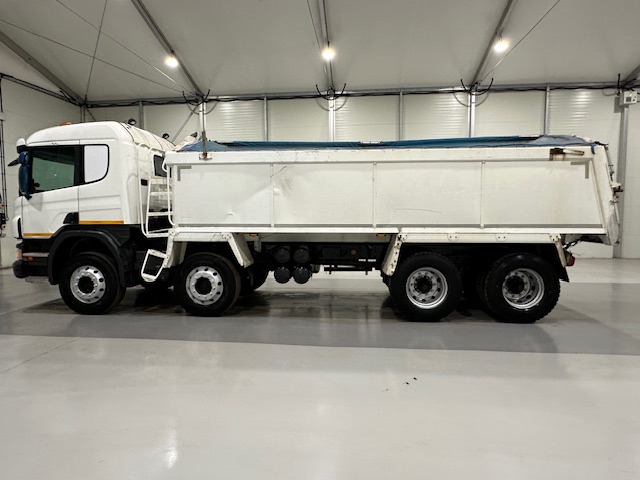 Scania P400 8×4 Sleeper Cab Tipper Manual