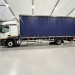 Mercedes Actros 1824 Sleeper Cab Curtainsider - thumbnail