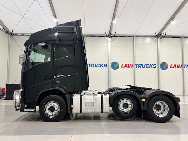 Volvo FH 500 6×2 Midlift Tractor Unit Safari Edition