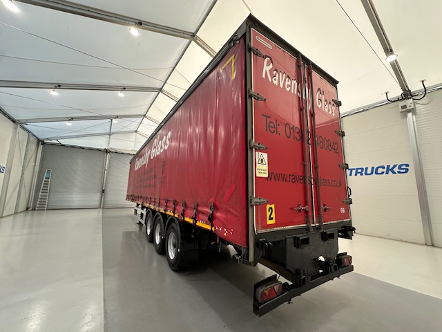 Montracon Tri Axle 4.2m Curtainsider Trailer Moffat Brackets