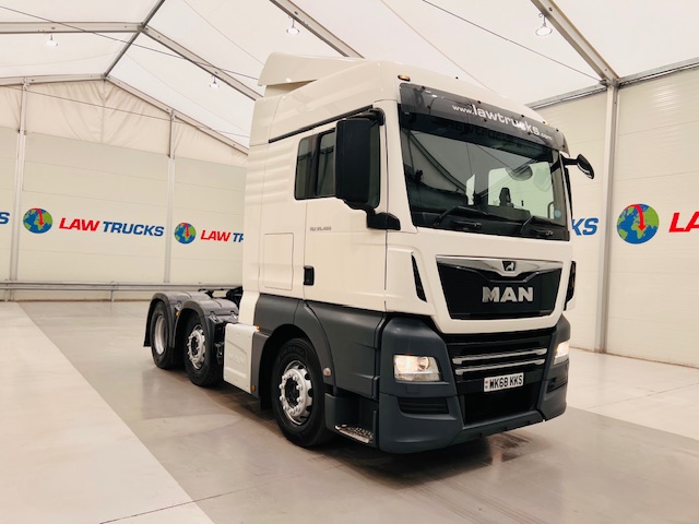 MAN TGX 26.460 6×2 Tractor Unit