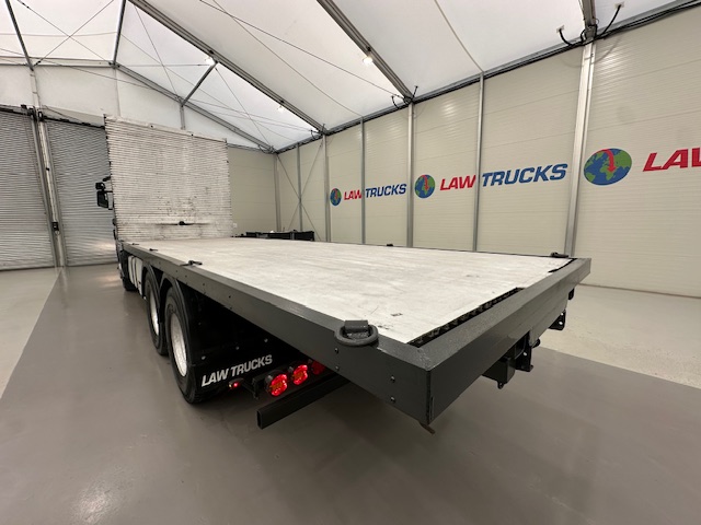 Scania 124 470 6×2 10 Tyre Sleeper Cab Flatbed