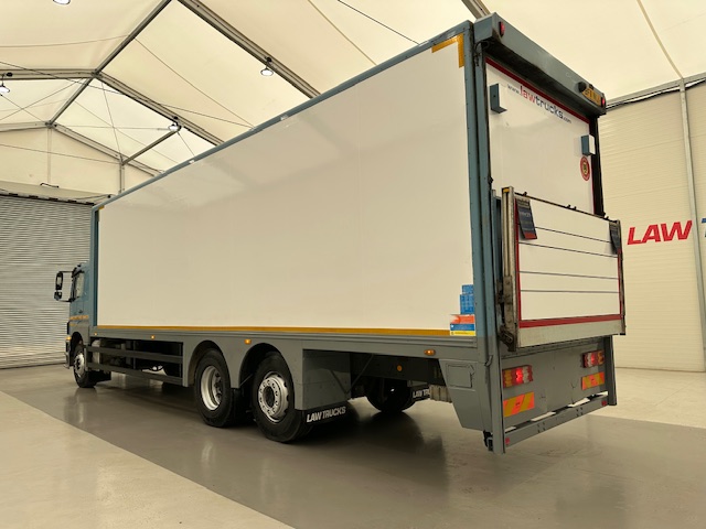 Mercedes Axor 2529 Rear Lift Sleeper Cab Box Van