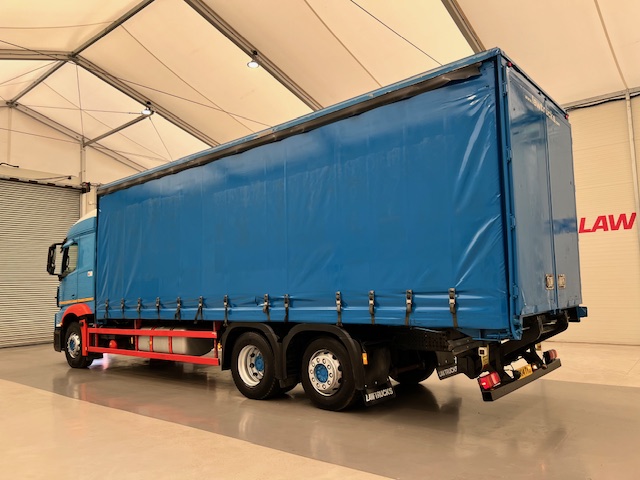 Mercedes Actros 2530 Rear Lift Sleeper Cab Curtainsider