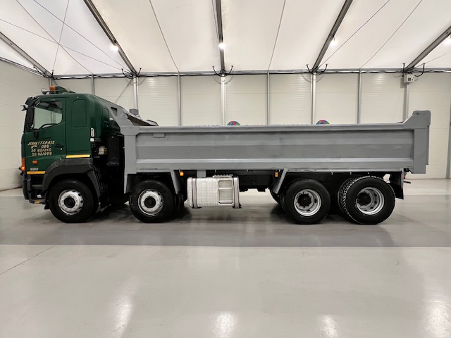 Hino 3241 700 8×4 Sleeper Cab Steel Tipper