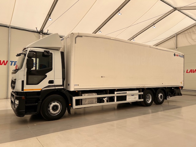 Iveco Stralis 310 AT 6×2 Box Van
