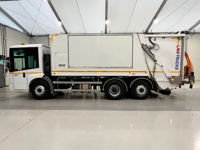Mercedes Econic 2630 6×2 Refuse Bin Lorry