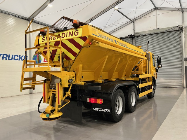 DAF CF75 310 6×4 Day Cab Gritter