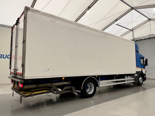 Scania P250 4×2 Sleeper Cab Fridge Box
