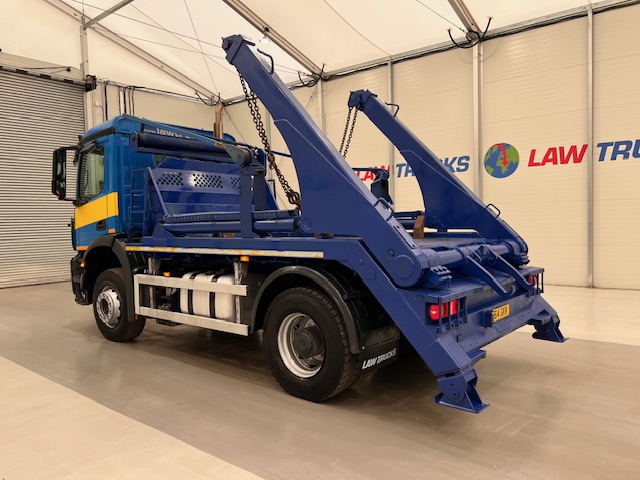 Mercedes Arocs 1824 Day Cab Skip Loader