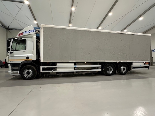 DAF CF 330 Rear Lift Day Cab Fridge Box