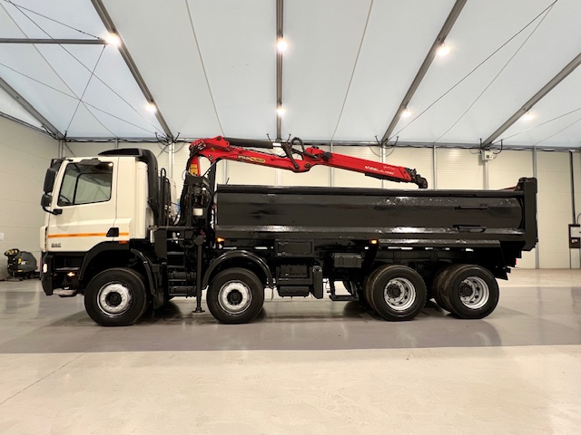DAF CF85 410 8×4 Day Cab Steel Tipper Grab