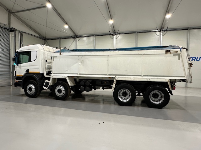 Scania P400 8×4 Sleeper Cab Tipper Manual