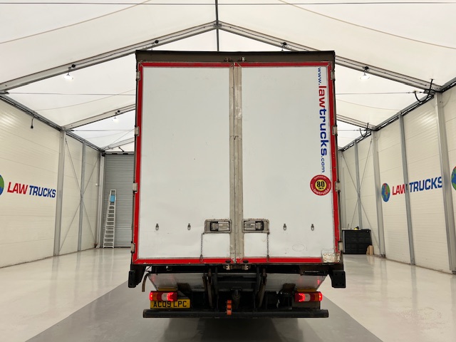Mercedes Actros 1824 4×2 Sleeper Cab Curtainsider